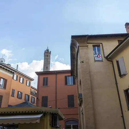 House Under The Towers Bologna